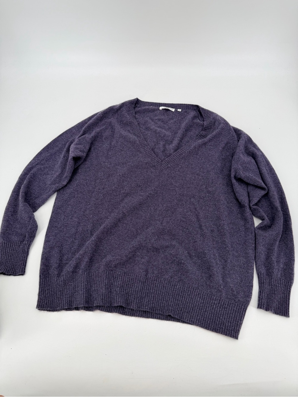 360 Cashmere Purple V Neck Sweater Oversized Small